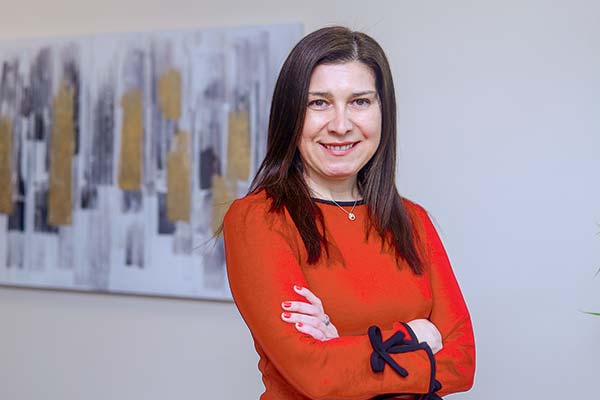 Primera decisión de la nueva presidenta de la CMF: remueve a tres funcionarios clave