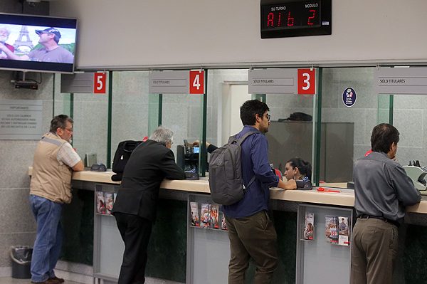 Respaldo transversal: Parlamentarios desde libertarios al FA defienden el sistema de Finanzas Abiertas