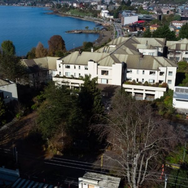CMF multa con $324 millones a aseguradora por no pago de garantía a Superintendencia de Casinos en Puerto Varas